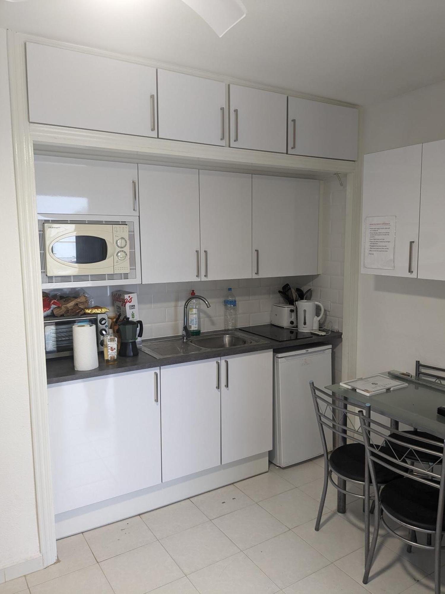 El Mirador, Villamartin, Refurbished,Cot To Hire, Wifi, Pool, Parking Villamartin (Valencia) Zimmer foto
